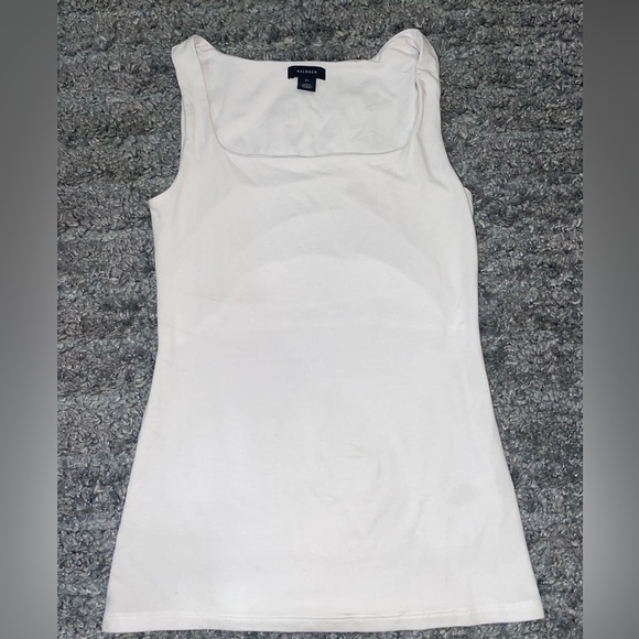 Halogen Square Neck Tank - Picture 3 of 8